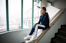 Lade das Bild in den Galerie-Viewer, Hoodie Cody
