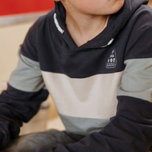 Afbeelding in Gallery-weergave laden, Hoodie O56221
